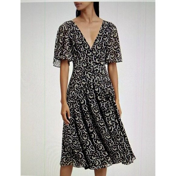 Stevie May Dresses & Skirts - Stevie May Anise Dress Midi Black Chiffon Floral V-Neck Flutter Sleeve Sz M